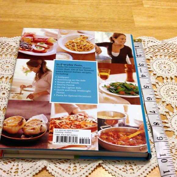 Giada De Laurentis everyday pasta cookbook - Picture 2 of 12
